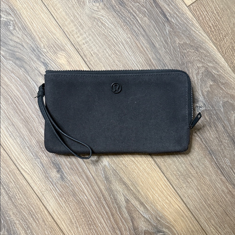 lululemon athletica Charcoal Wristlet
